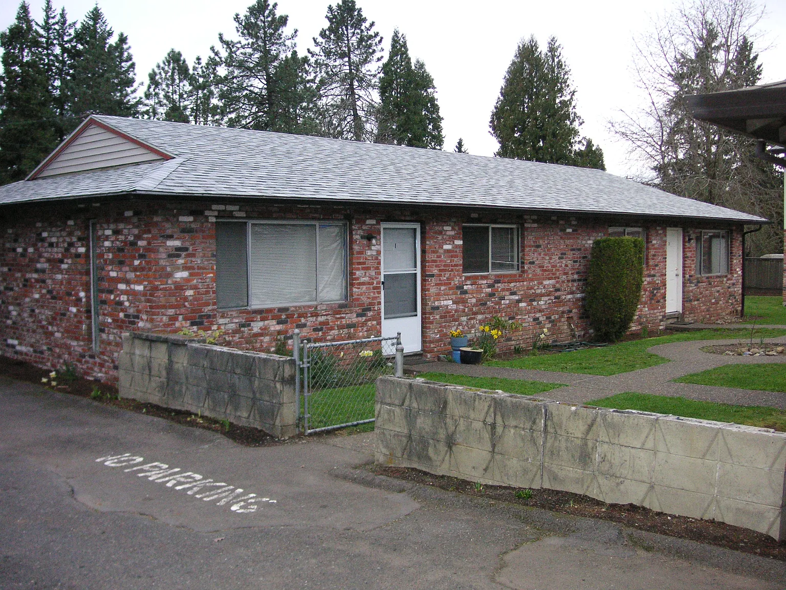 14531 SE Powell Blvd #2 photo 1