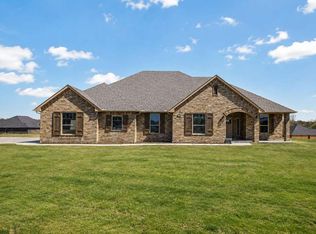 1185 Wolf Creek Dr, Blanchard, OK 73010