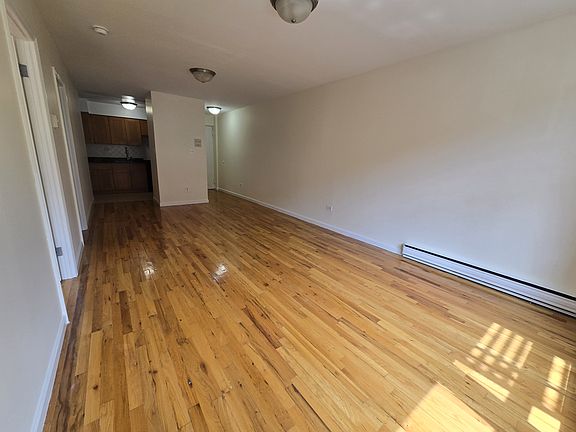 3rd image of 31-38 29th St #B4