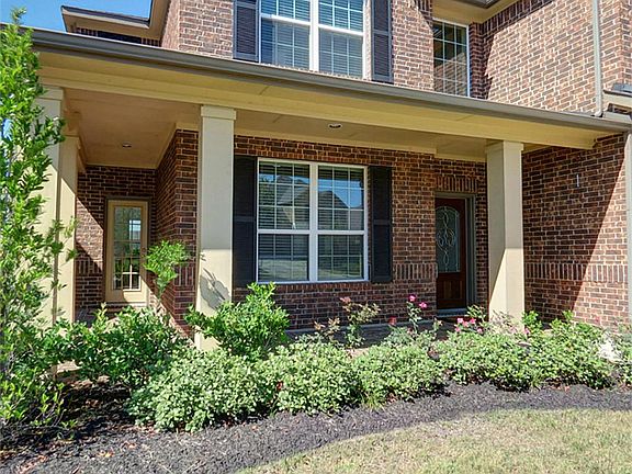 2nd image of 6522 Arroyo Springs Ln