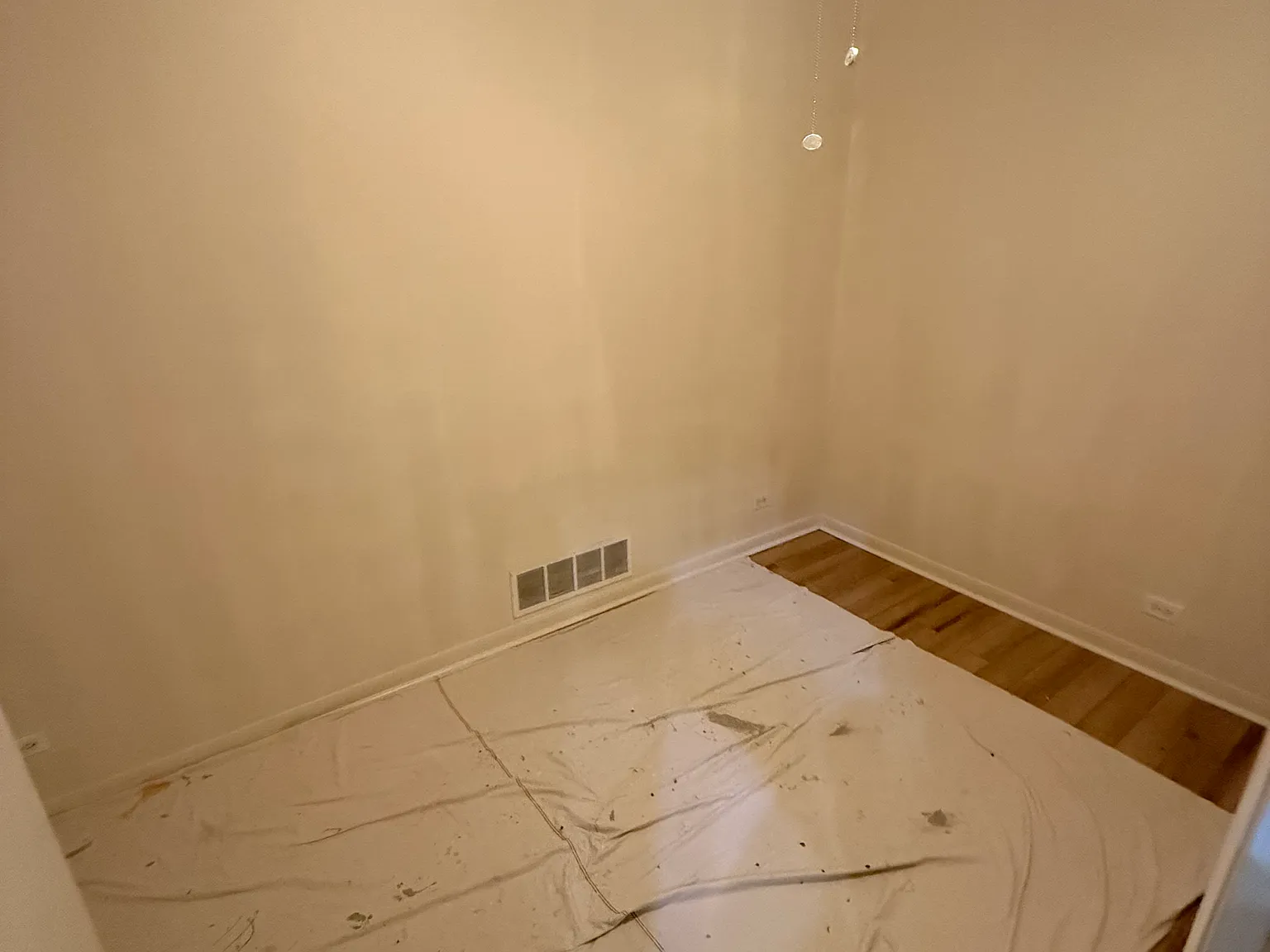 1 bed, 1200 sqft, $2,000 — Photo 3