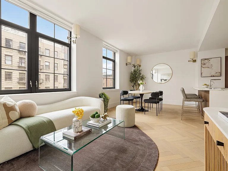 100 Avenue A #4B — Photo 3