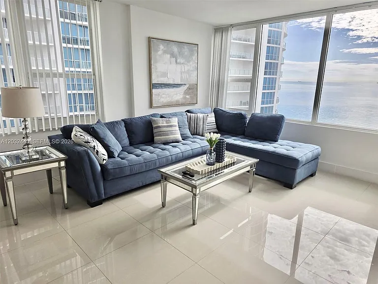 3505 S Ocean Dr #1506 — Photo 11