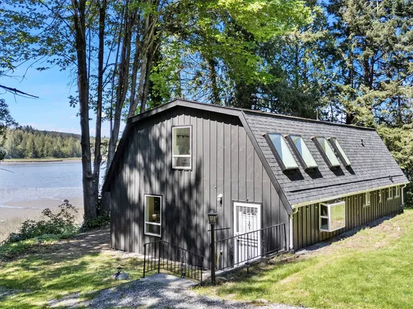 15802 67th Avenue NW, Gig Harbor, WA 98332