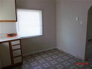 3rd image of 1408 Brabyn Ave