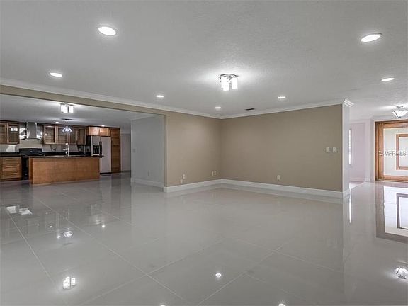 5th image of 8307 Terracewood Cir