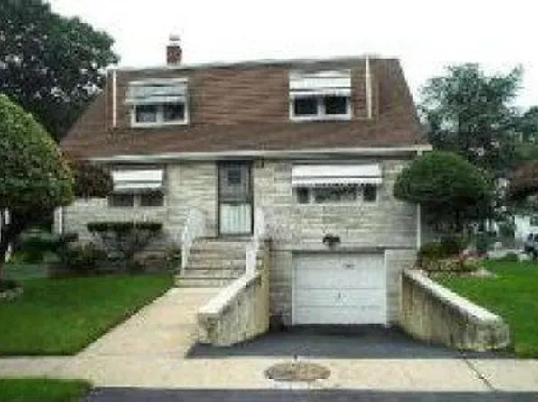 169 Rhode Island Ave, East Orange, NJ 07018