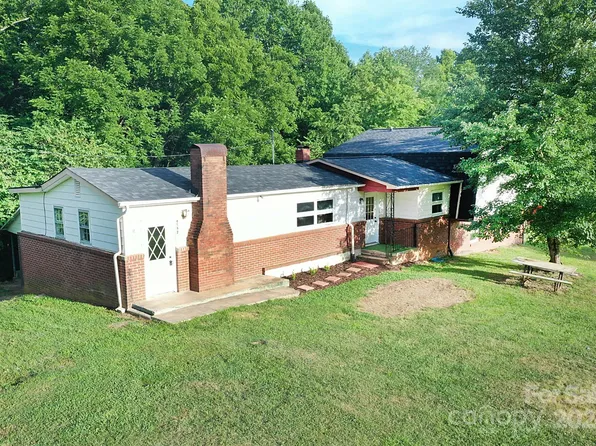4182 Duff Dr, Hudson, NC 28638
