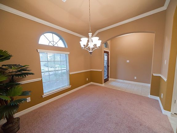 3rd image of 25326 Hamden Valley Dr