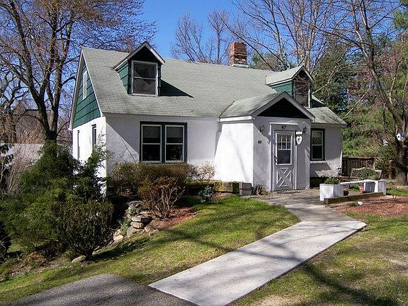 2nd image of 47 Mahopac Ave