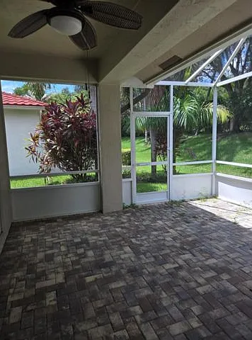 3 bed, 2.0 bath, $3,200 — Photo 3