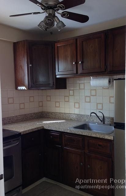 1st image of 2606 W Balmoral Ave APT 209