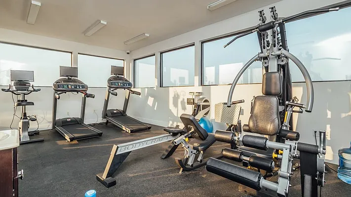 Rented by Nooklyn NYC LLC | media 42