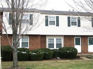 1818 Higby Dr #112, Stow, OH 44224