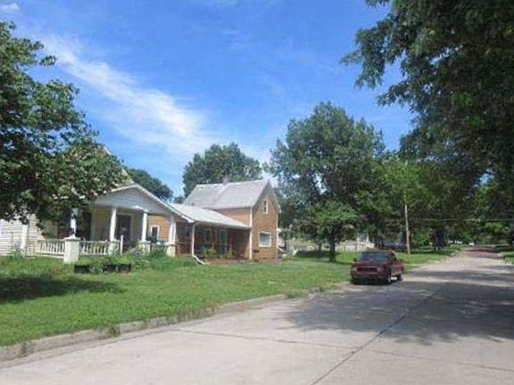 5th image of 408 E Shawnee St