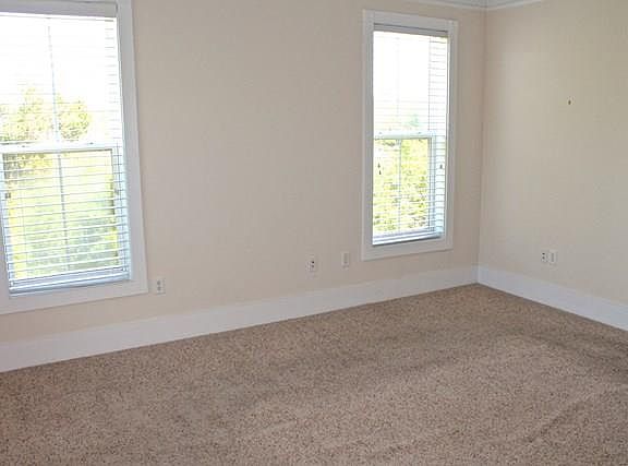 3rd image of 125 Shady Brooke Unit 200