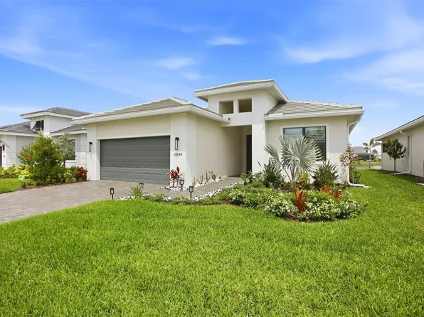 18249 Rockport Pl, Lakewood Ranch, FL 34211