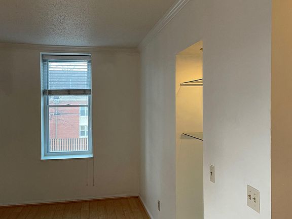 5th image of 4319 Lindell Blvd APT F