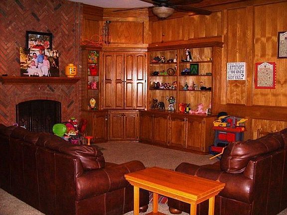 4th image of 4112 Fox Hollow Ct