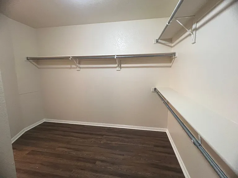 8101 Still Springs Dr — Photo 12