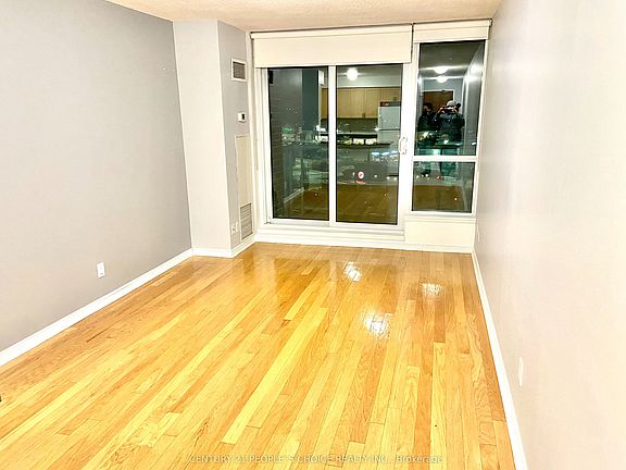 4th image of 4879 Kimbermount Ave #1001
