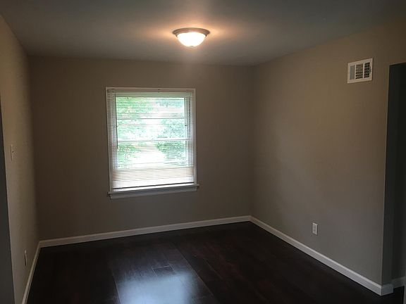 5th image of 8932 Boyce Pl