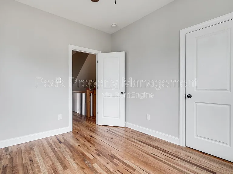 3204 Delaware Ave — Photo 16