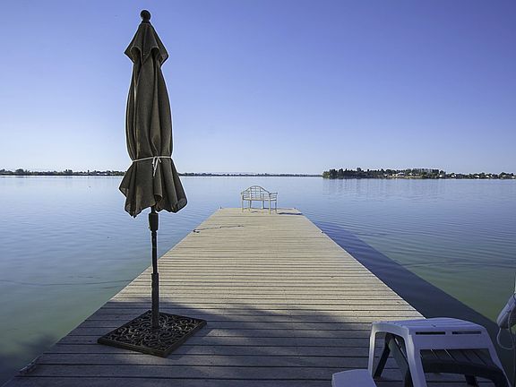 Amazing dock