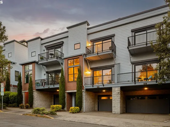 635 NW 24th Ave #6-2, Portland, OR 97210