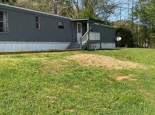 110 Bluff Rd, Marble, NC 28905