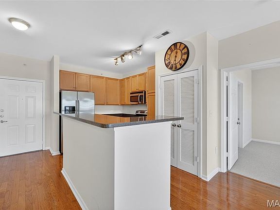 5th image of 1270 Strassner Dr APT 3306