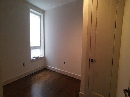 3rd image of 489 Chauncey St #Duplex