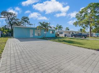 1828 Maypop Rd, West Palm Beach, FL 33415