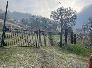 5100 Piedra Rd, Sanger, CA 93657