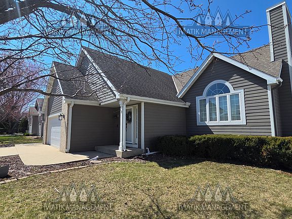 2nd image of 485 Manor Ridge Dr NW