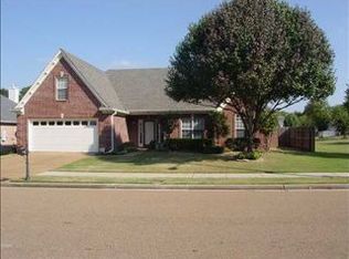 1296 River Ridge Dr, Collierville, TN 38017
