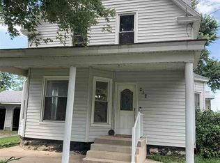 212 W Rockwood St, Bluffs, IL 62621