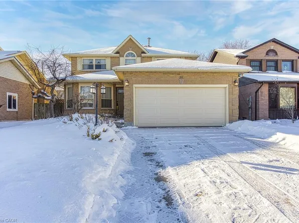 211 Rushdale Dr, Hamilton, ON L8W 2Z5