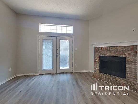 3rd image of 2311 Cromwell Dr