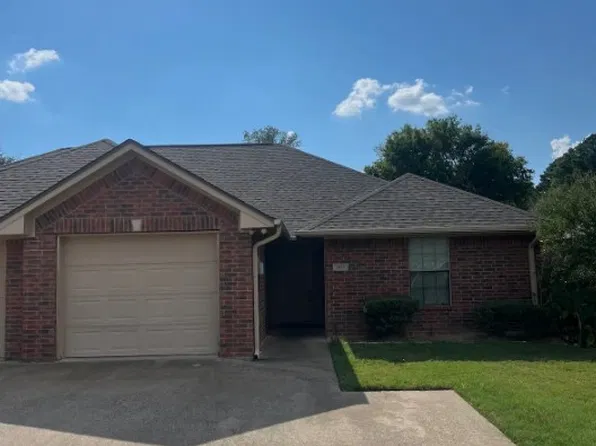 7028 County Road 1215, Flint, TX 75762
