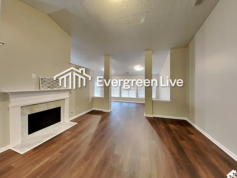 1765 Cedar Walk Ln — Photo 3