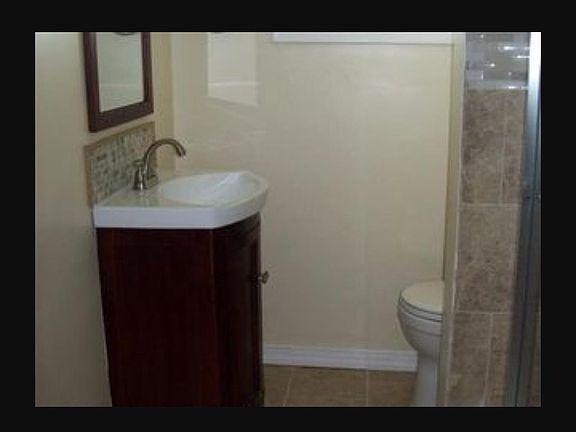 5th image of 180 Long Branch Ln