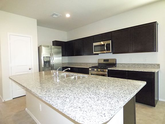 4th image of 31044 W Weldon Ave