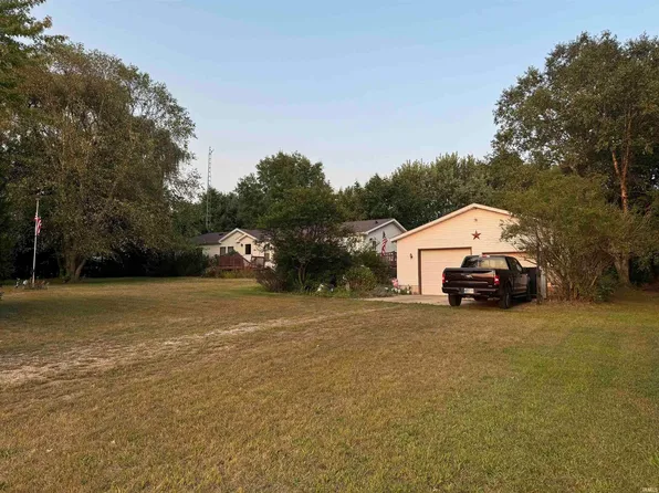 211 N 425th Rd E, La Porte, IN 46350