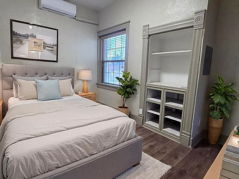 1000 Carteret Ave #3 — Photo 1