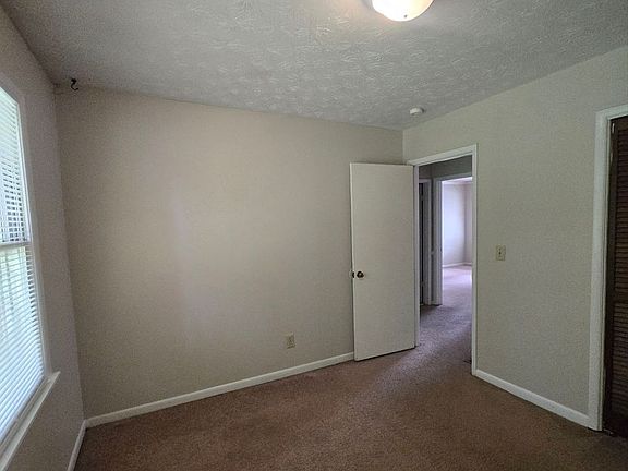 4th image of 4003 Dix St #Sh-5