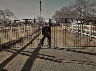 909 Wildwood Rd, Arbuckle, CA 95912