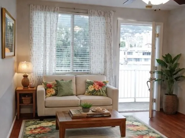 1504 Liholiho St APT 401, Honolulu, HI 96822