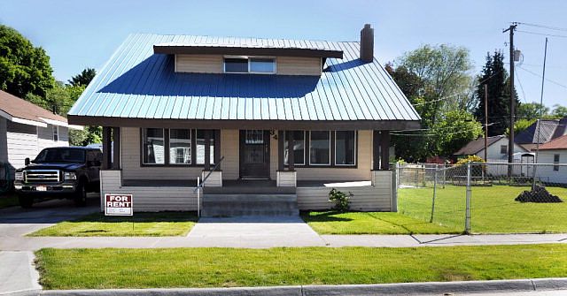 1st image of 341 Basalt St