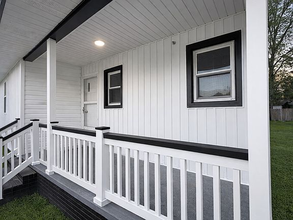 4th image of 204 Craven St #204